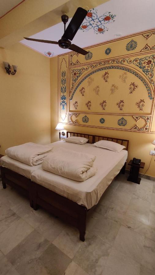 Haveli Kalwara - A Heritage Hotel Jaipur Dış mekan fotoğraf